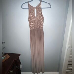 Elegant Beige Sleeveless Dress